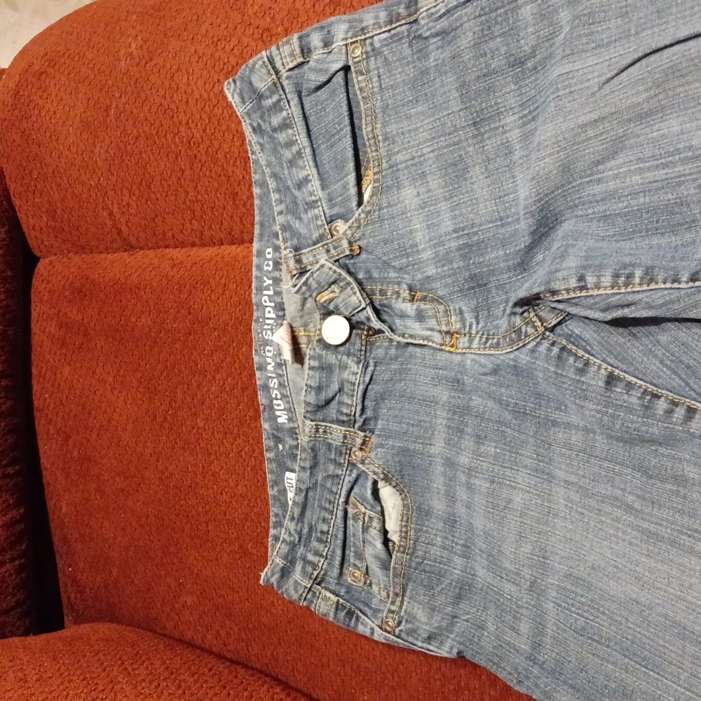 Jeans - Picture 3 of 4